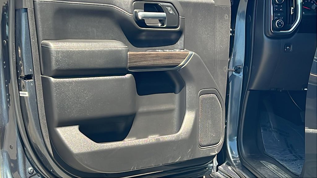 Thumbnail: 2019 Chevrolet Silverado 1500 - 29