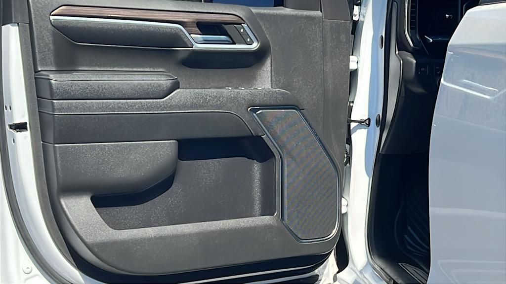 Thumbnail: 2023 Chevrolet Silverado 1500 - 28