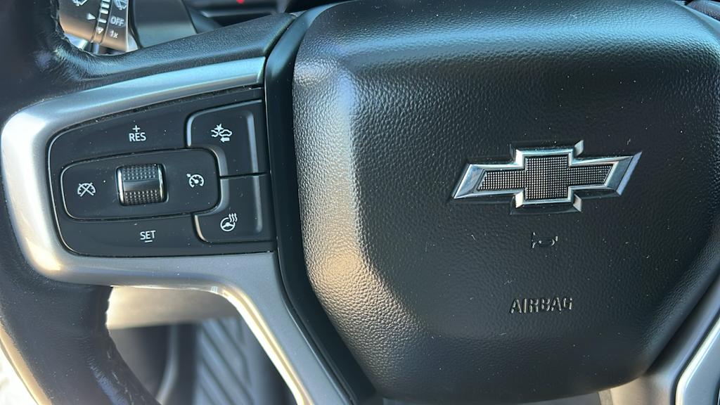 Thumbnail: 2023 Chevrolet Silverado 1500 - 25