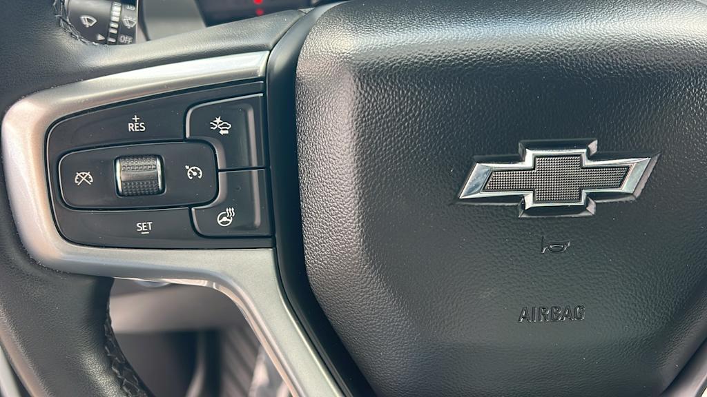 Thumbnail: 2024 Chevrolet Silverado 1500 - 24
