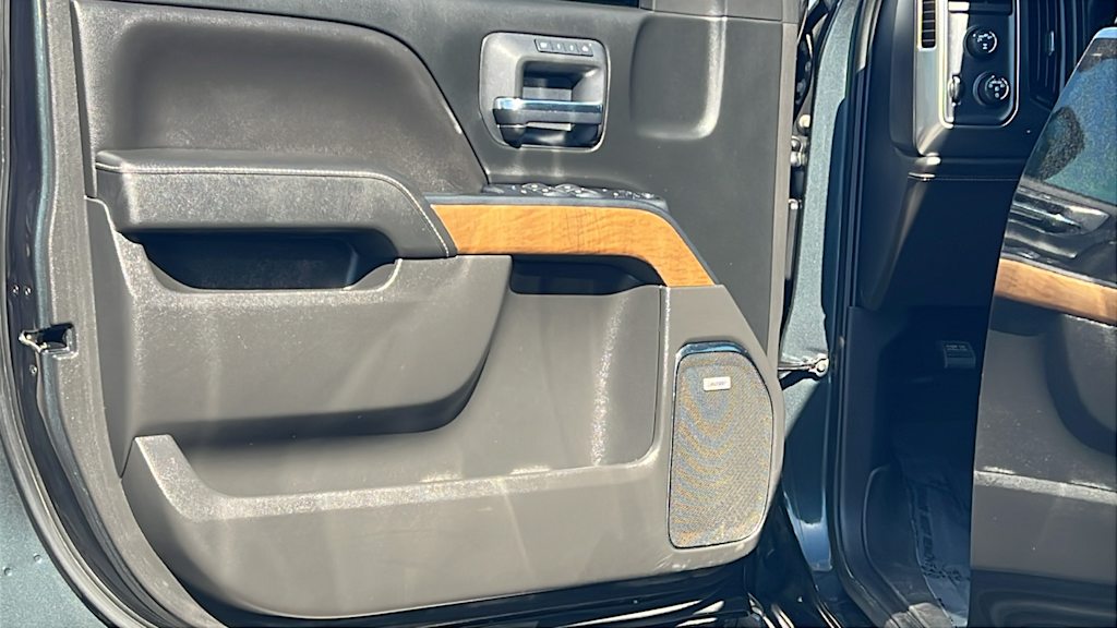 Thumbnail: 2018 Chevrolet Silverado 1500 - 28