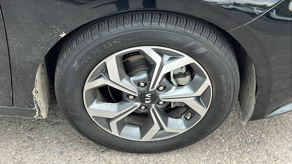 Thumbnail: 2021 Kia Forte - 5