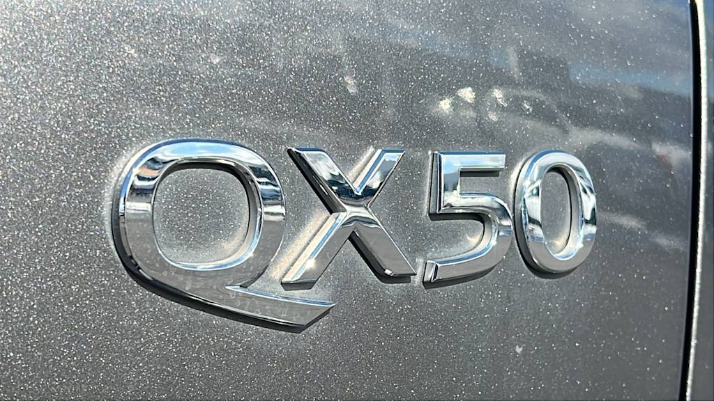 Thumbnail: 2020 INFINITI QX50 - 7