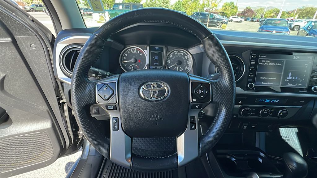 Thumbnail: 2022 Toyota Tacoma - 9