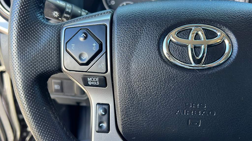 Thumbnail: 2022 Toyota Tacoma - 25