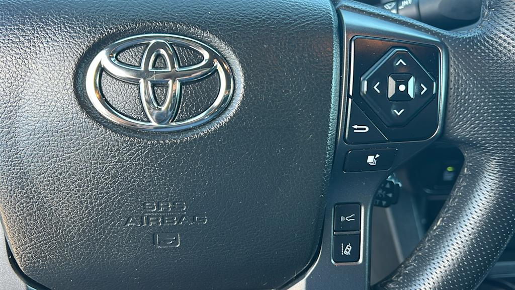 Thumbnail: 2022 Toyota Tacoma - 27