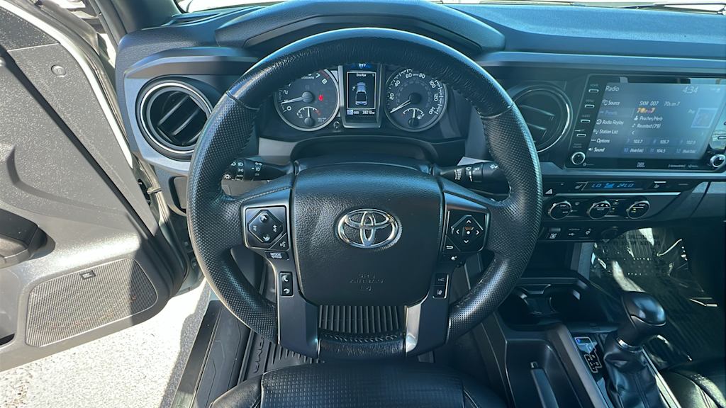 Thumbnail: 2022 Toyota Tacoma - 9