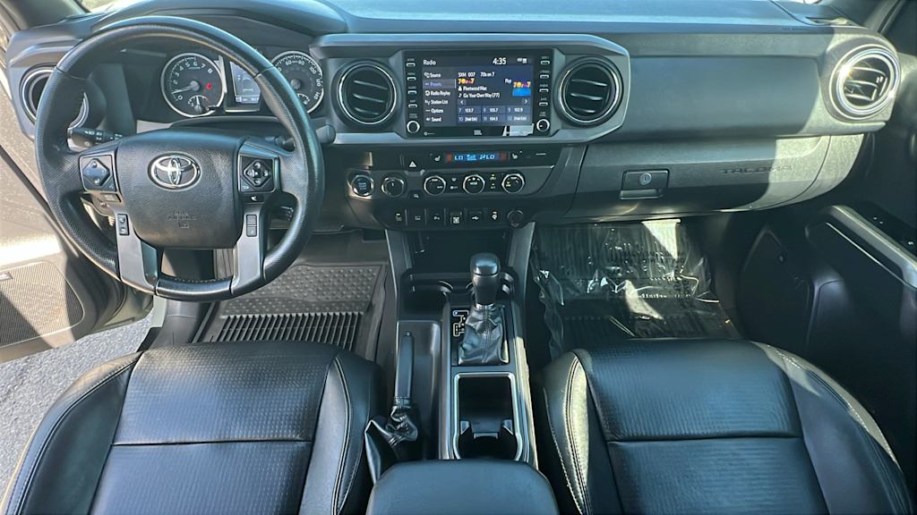 Thumbnail: 2022 Toyota Tacoma - 13