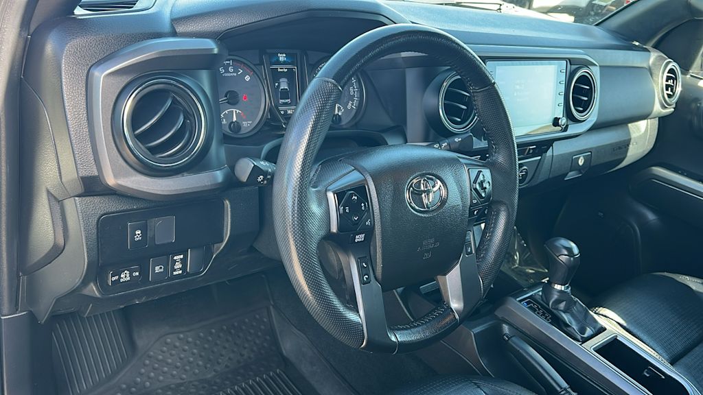 Thumbnail: 2022 Toyota Tacoma - 2
