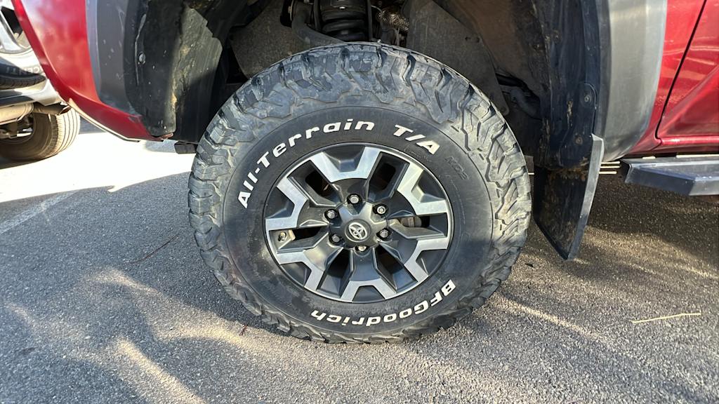 Thumbnail: 2020 Toyota Tacoma - 5
