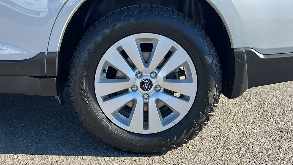 2019 Subaru Outback Premium 8