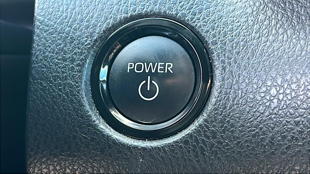 Thumbnail: 2025 Toyota Camry - 25