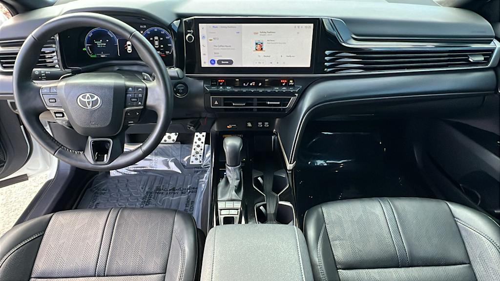 Thumbnail: 2025 Toyota Camry - 13