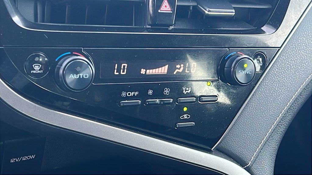 Thumbnail: 2023 Toyota Camry - 23