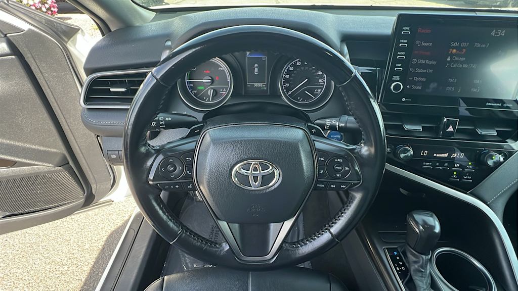 Thumbnail: 2022 Toyota Camry - 9