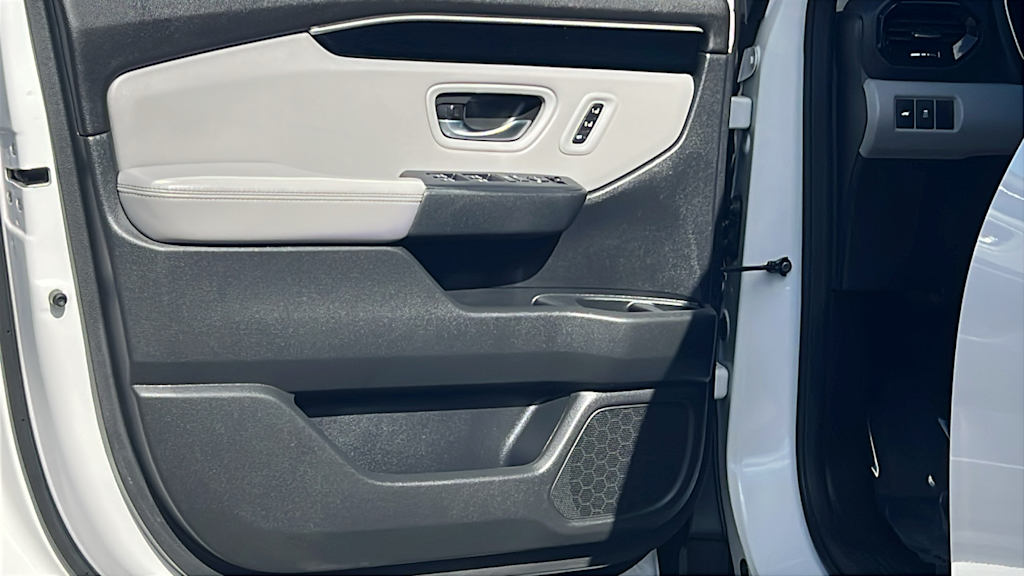 Thumbnail: 2025 Honda Pilot - 29
