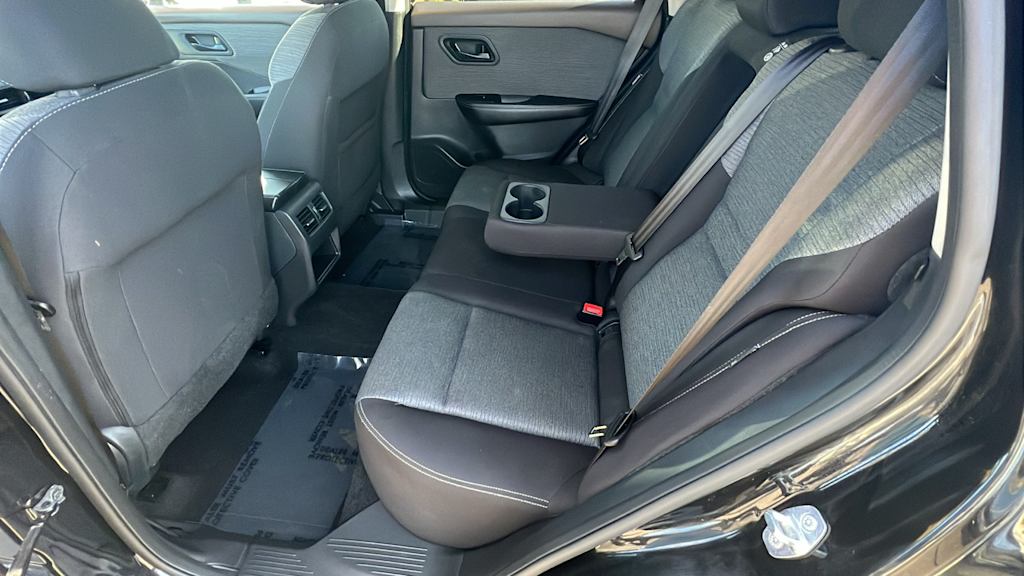 Thumbnail: 2021 Nissan Rogue - 12