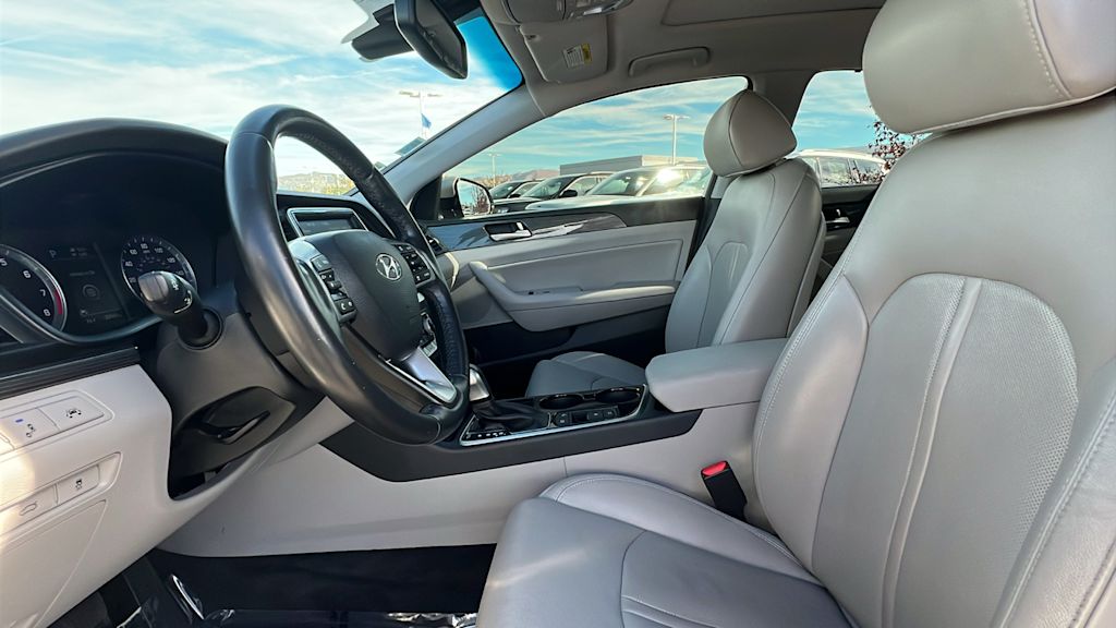 2019 Hyundai Sonata Limited 11