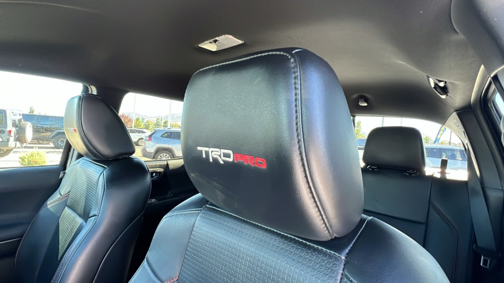 2018 Toyota Tacoma TRD Pro 28