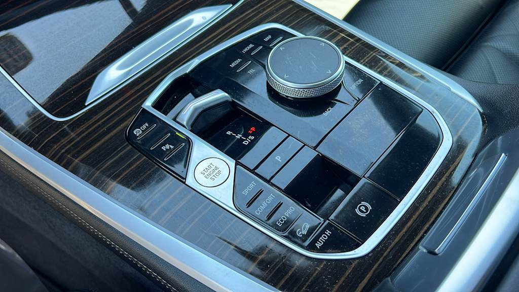 Thumbnail: 2026 BMW X5 - 7