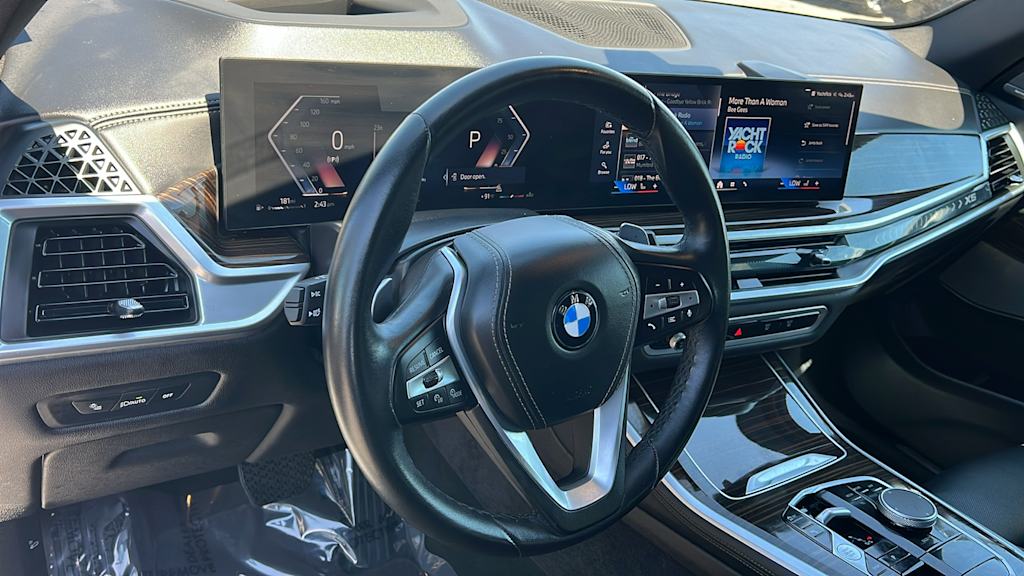Thumbnail: 2026 BMW X5 - 2