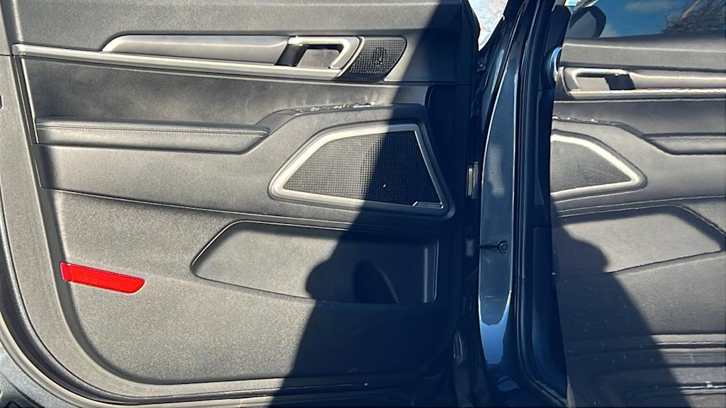 Thumbnail: 2022 Kia Telluride - 28