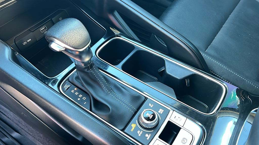 Thumbnail: 2022 Kia Telluride - 15