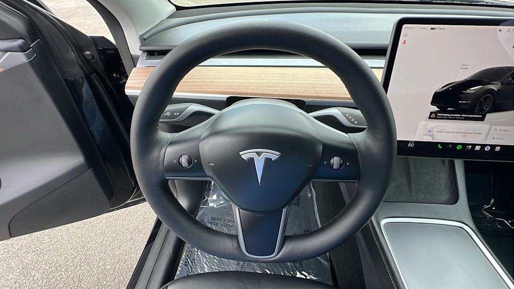 Thumbnail: 2025 Tesla Model Y - 9