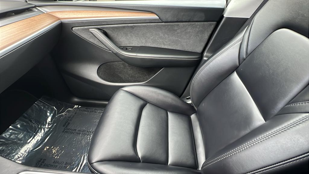 Thumbnail: 2025 Tesla Model Y - 11