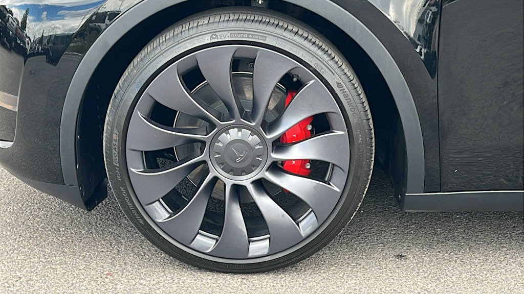 Thumbnail: 2025 Tesla Model Y - 8