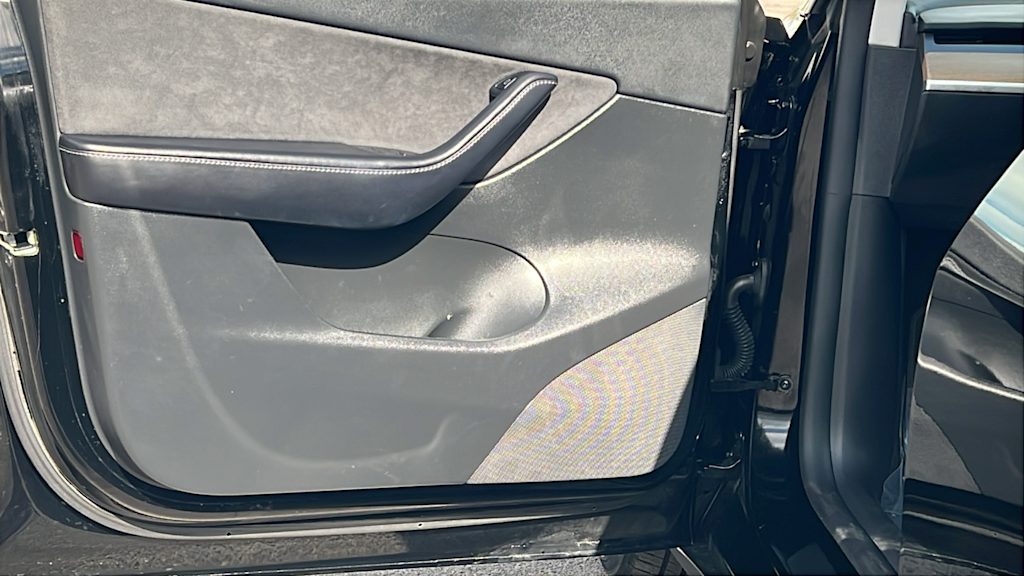 Thumbnail: 2022 Tesla Model Y - 28