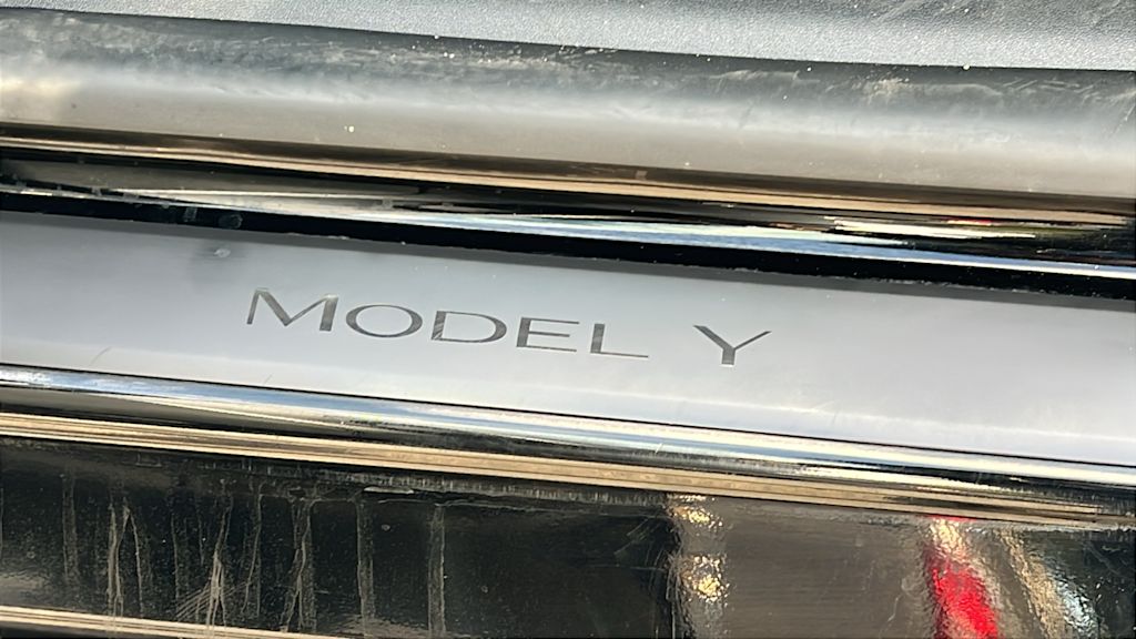 Thumbnail: 2022 Tesla Model Y - 7