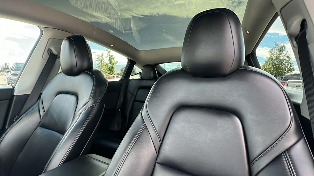 Thumbnail: 2022 Tesla Model Y - 10