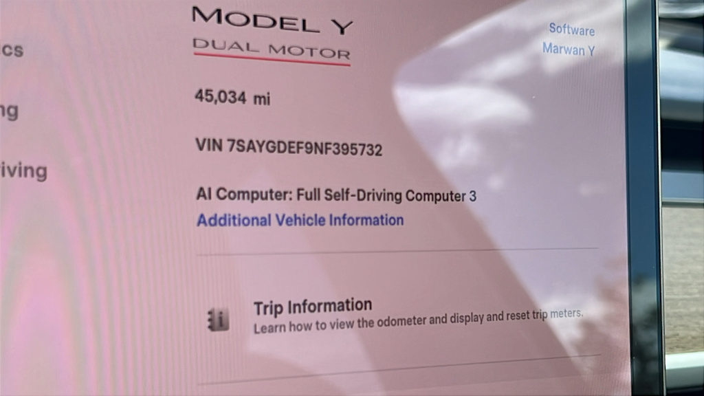 Thumbnail: 2022 Tesla Model Y - 16