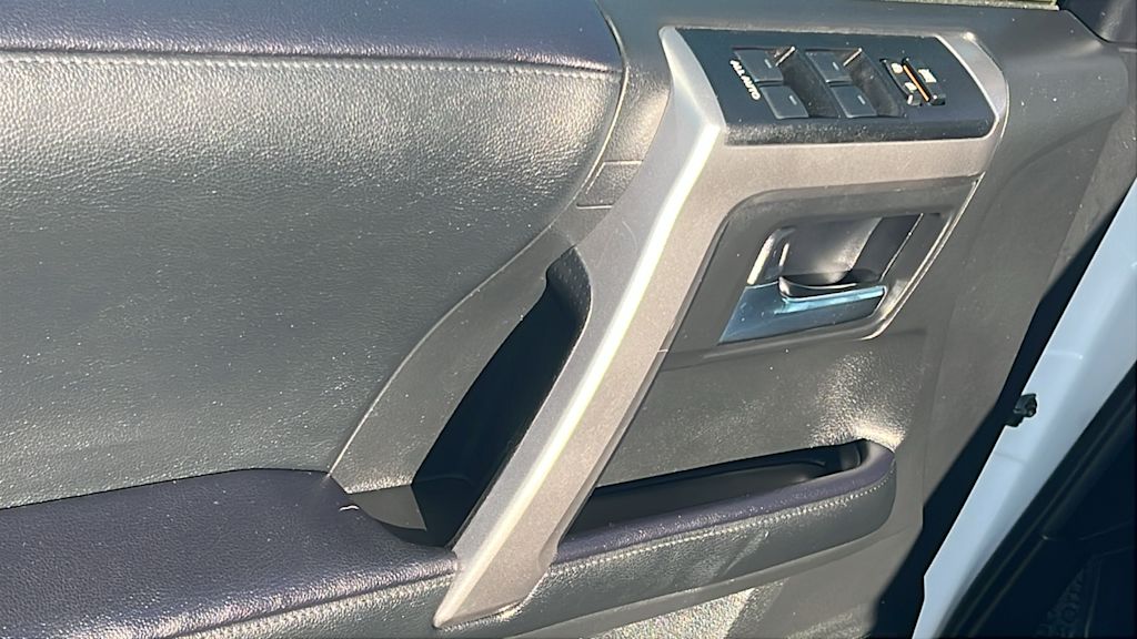 Thumbnail: 2021 Toyota 4Runner - 26