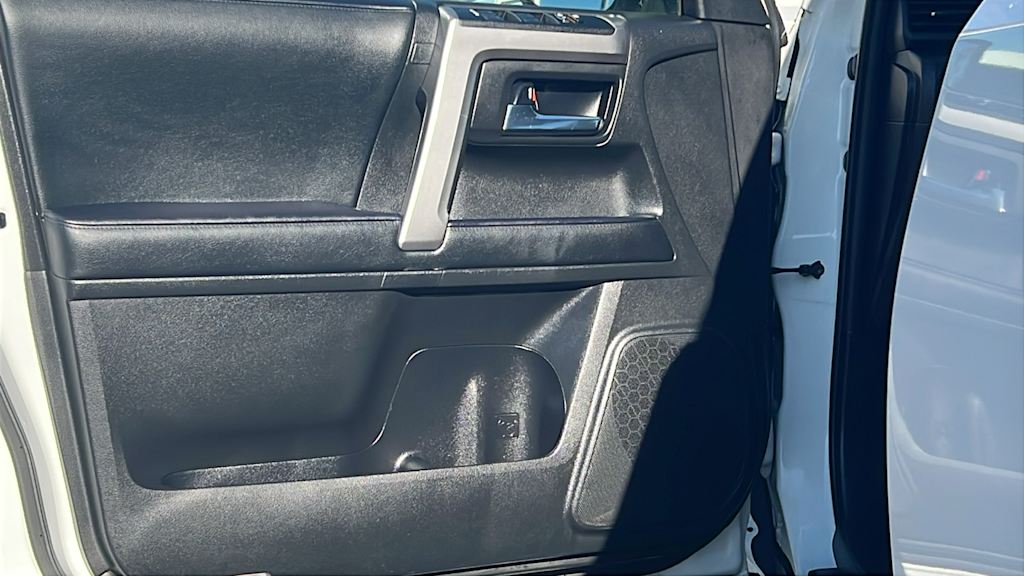 Thumbnail: 2021 Toyota 4Runner - 27