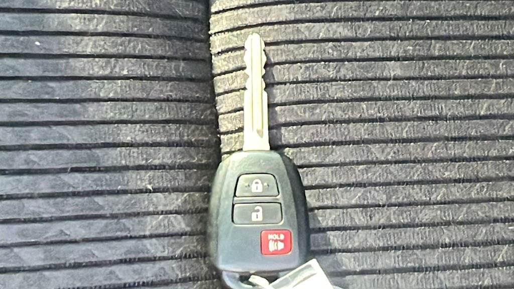 Thumbnail: 2021 Toyota 4Runner - 30