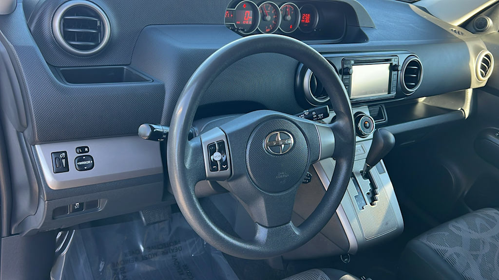 Thumbnail: 2014 Scion xB - 21