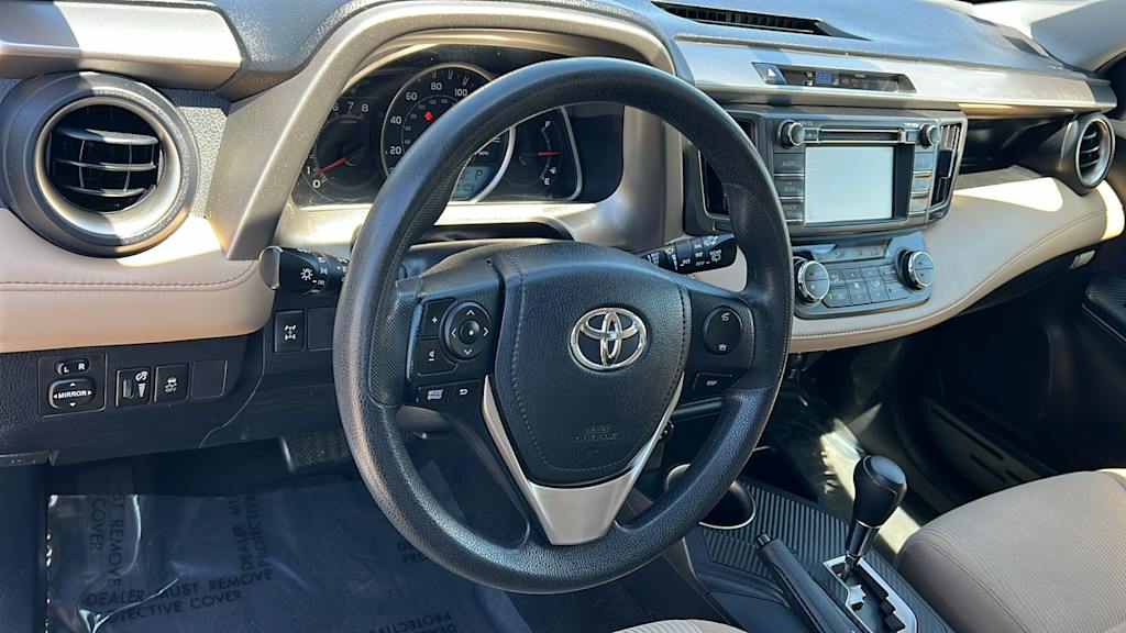 Thumbnail: 2013 Toyota RAV4 - 2