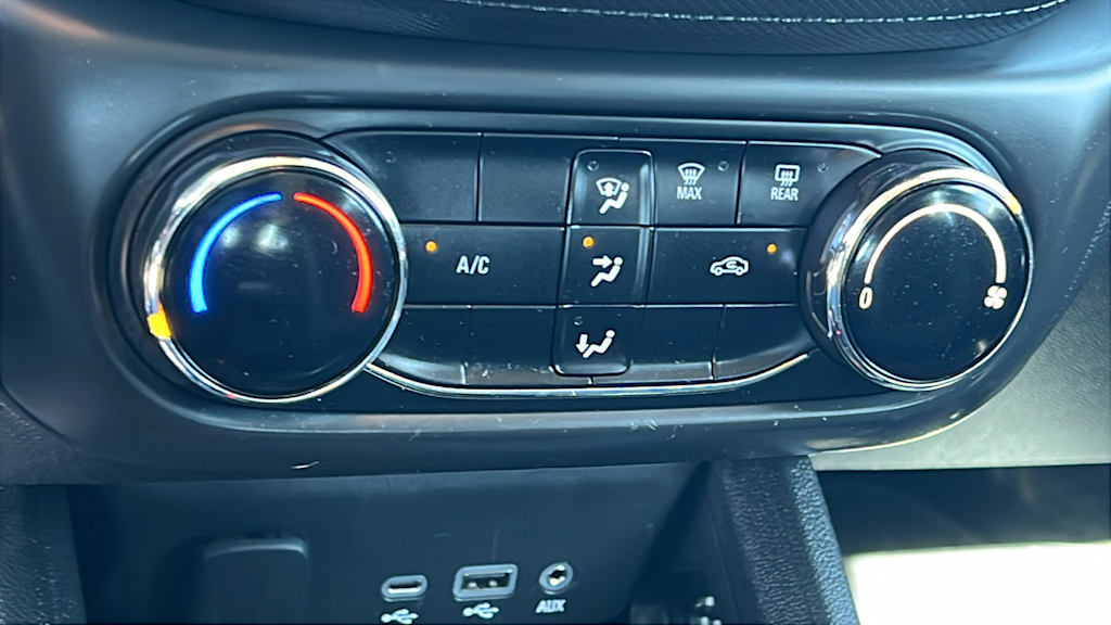 Thumbnail: 2022 Chevrolet TrailBlazer - 23