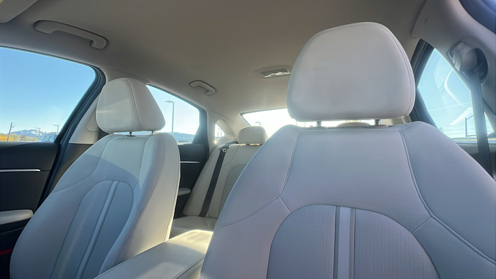 Thumbnail: 2023 Hyundai Sonata - 10