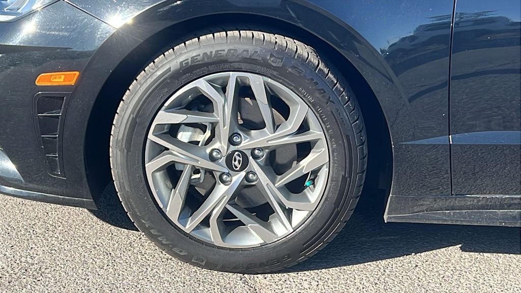 Thumbnail: 2023 Hyundai Sonata - 8