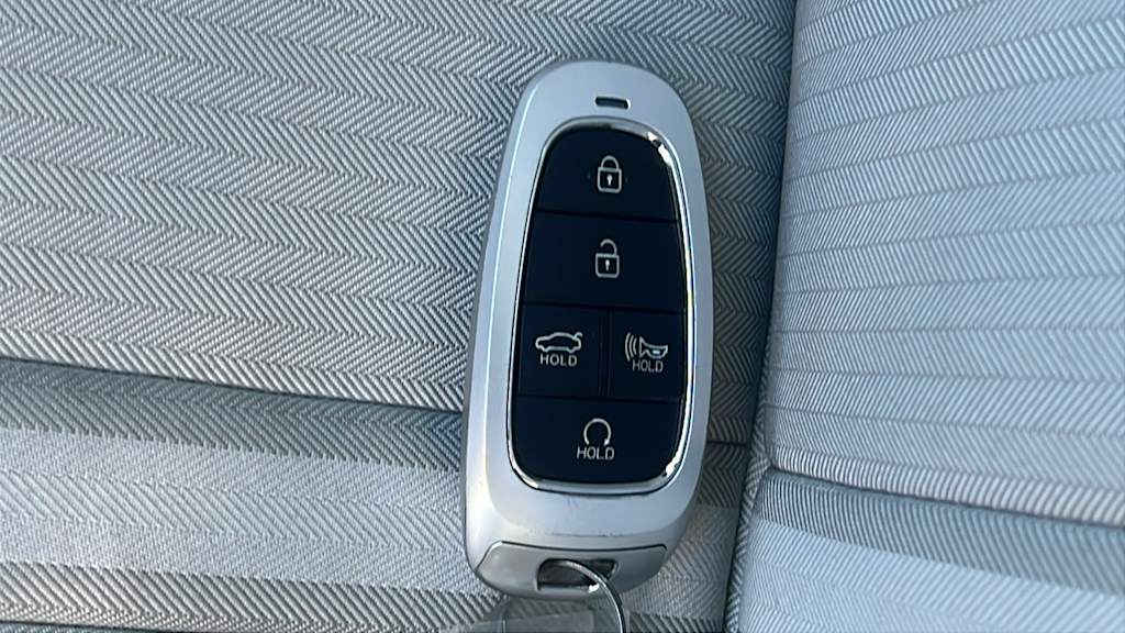 Thumbnail: 2023 Hyundai Sonata - 18