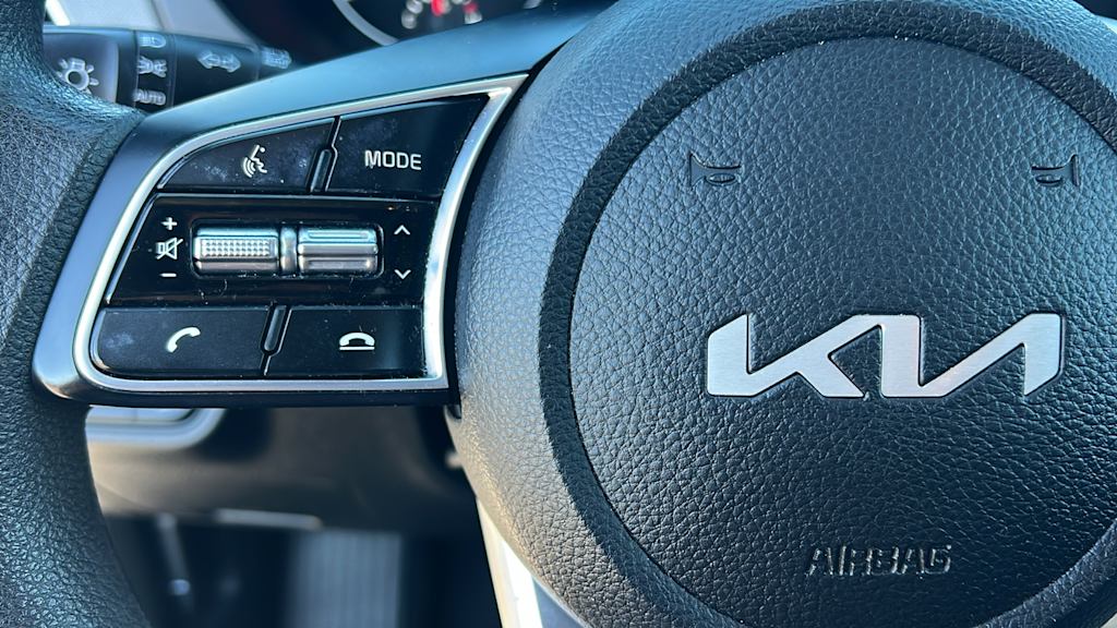 Thumbnail: 2023 Kia Seltos - 26