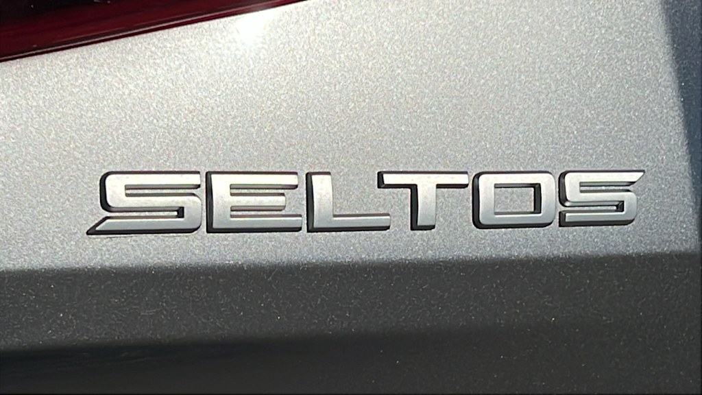 Thumbnail: 2023 Kia Seltos - 7