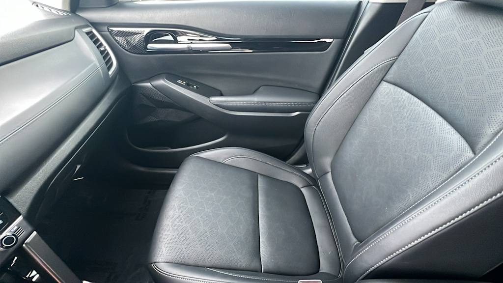 Thumbnail: 2024 Kia Seltos - 11