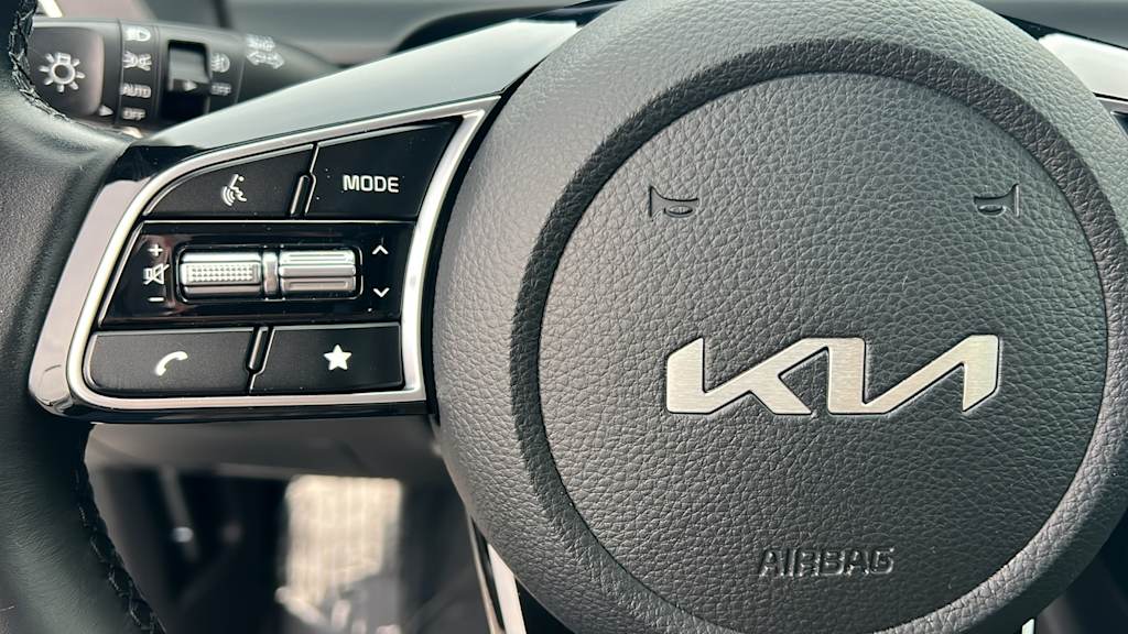 Thumbnail: 2024 Kia Seltos - 25