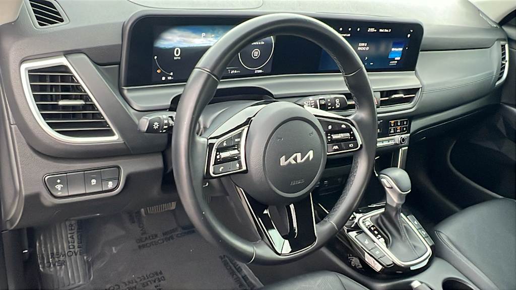 Thumbnail: 2024 Kia Seltos - 2