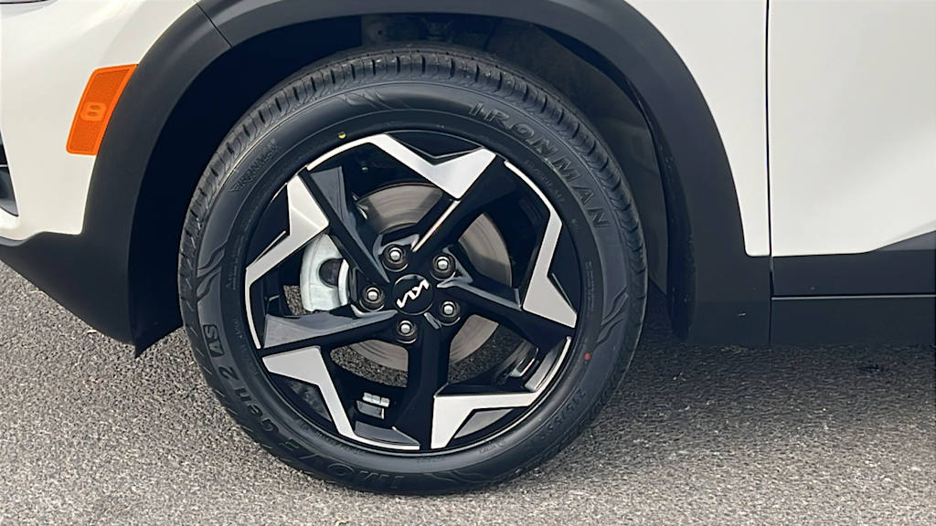 Thumbnail: 2024 Kia Seltos - 8