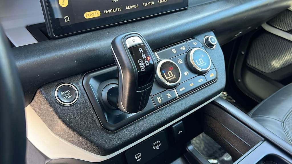 Thumbnail: 2023 Land Rover Defender - 14